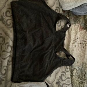 Two sports bra’s